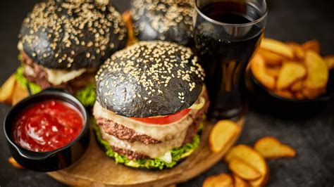 Авторские шедевры: поиски настоящего вкуса в бургерной столице