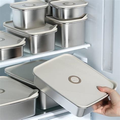 Герметичное сохранение продуктов в банках с механизмом защелкивания