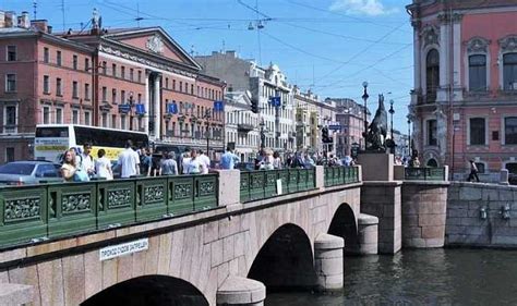 Главная улица Санкт-Петербурга: Путеводитель по Невскому проспекту
