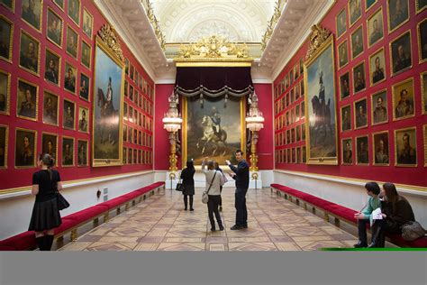 Государственный эрмитаж: богатство искусства на площади красоты