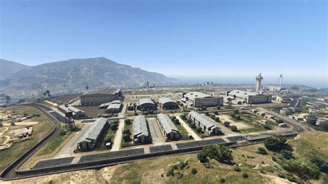 Защита и охрана тайной военно-исследовательской базы в игре Grand Theft Auto 5