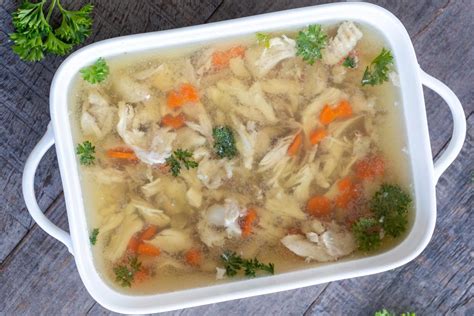 История и особенности холодца из куриных лапок