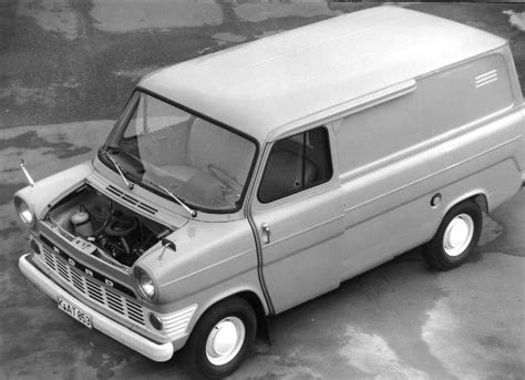 История предыдущих владельцев автомобиля Ford Transit