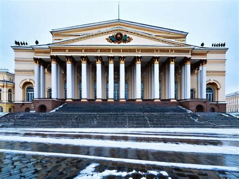 Культурные центры и театры с репертуаром календарно-обрядовых песен