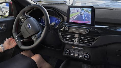 Место размещения центрального блока управления в Ford Kuga 2: особенности и функции