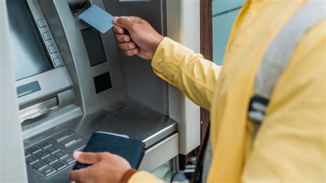 Обратитесь к банкам