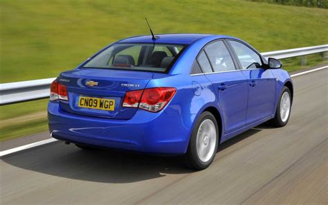 Общие сведения об автомобиле Chevrolet Cruze: модель, особенности и конструкция