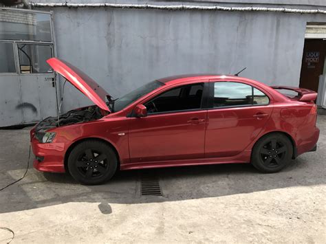 Позитивы и негативы размещения сенсора столкновения в Mitsubishi Lancer X