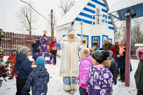 Популярные места, где можно встретить Деда Мороза в России
