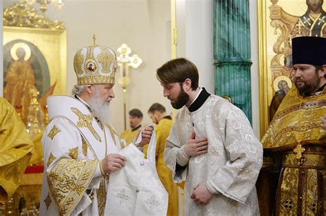 Порядок принятия священного сана в Католической Церкви