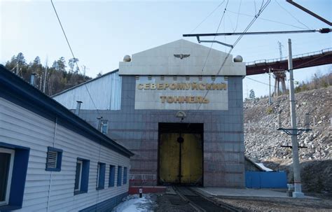 Правила безопасного переключения света при движении в тоннеле