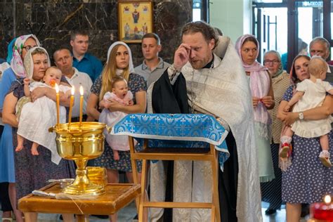 Практика наименования детей в православии
