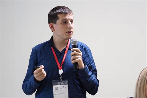 Расширение сферы компетенций: активный поиск новых проектов и повышение успеха на службе