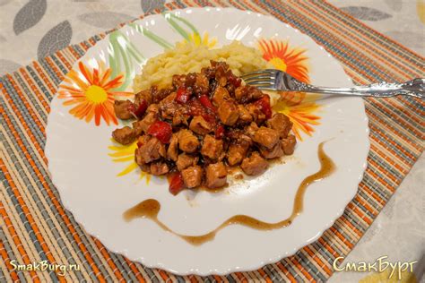 Сочная свинина в ароматном соусе с нотками кислоты и сладости