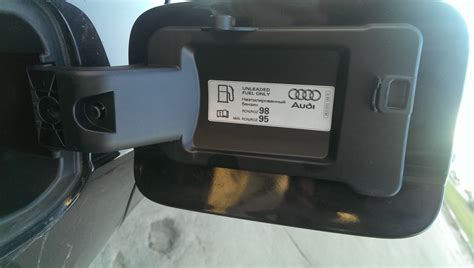 Сравнение расположения источника питания в Audi A7 и других автомобилях
