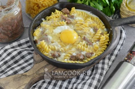 Тандем макарон с тушенкой и белковой диеты