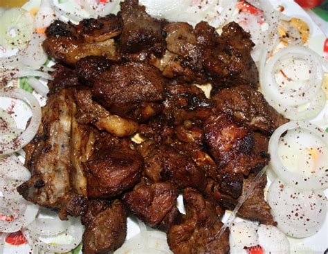 Шашлык из гуся в казане
