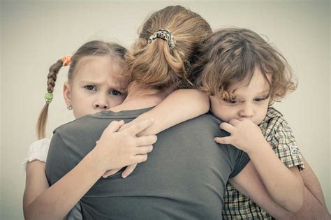 6 способов, как справиться, если родительница выражает своё негодование на вас