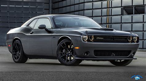 Достоинства и недостатки Dodge Challenger в России