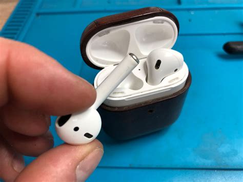 Как заменить аккумулятор в AirPods 2