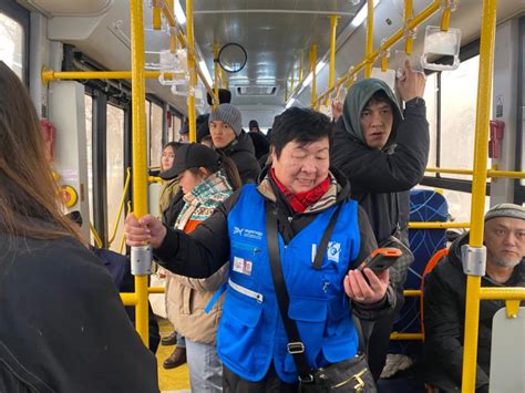 Как понять, что контролер нарушает свои полномочия в автобусе Москвы