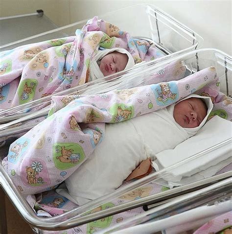 Кесарево на 33 неделе: причины, показания, последствия