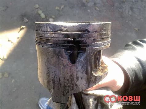 Почему поршень может стучать