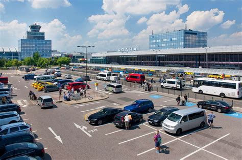Правила парковки на бесплатной стоянке в аэропорту