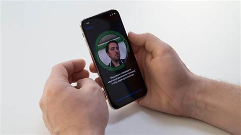 Распознавание лиц на iPhone SE