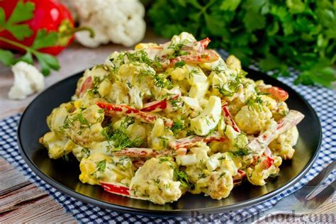 Салат с цветной капустой
