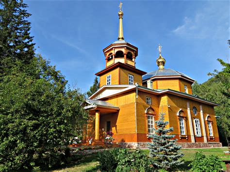 Свято-Никольская церковь в Бусане