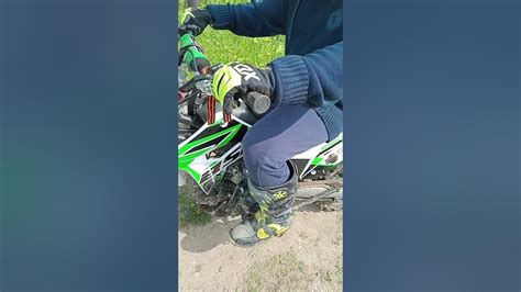 Эздить без учета на мотоцикле